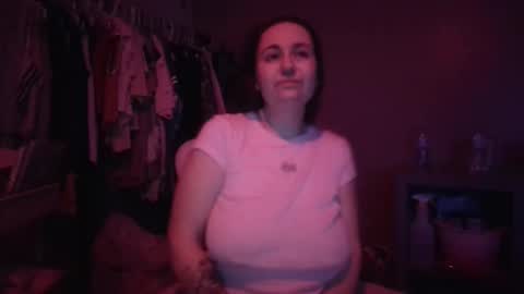 busteebetty online show from April 14, 7:14 am