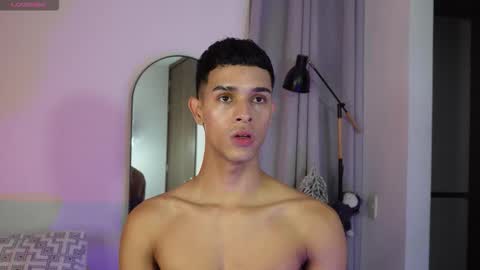 Snapshot of busterspinter chatting on December 13, 10:26 pm Buster independent model online show from December 13, 10:26 pm