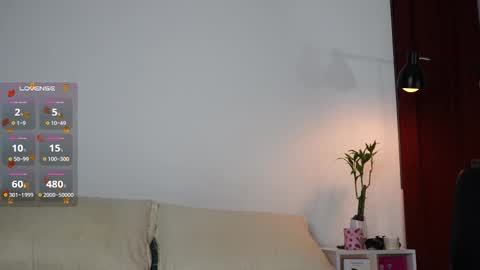 Snapshot of busterspinter chatting on February 18, 1:23 am Buster independent model online show from February 18, 1:23 am