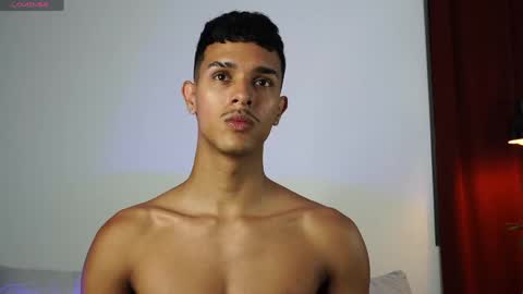 Snapshot of busterspinter chatting on March 7, 12:40 am Buster independent model online show from March 7, 12:40 am