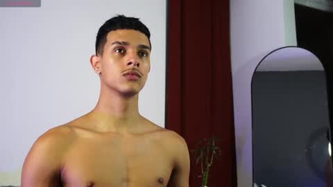 Snapshot of busterspinter chatting on March 14, 1:01 am Buster independent model online show from March 14, 1:01 am