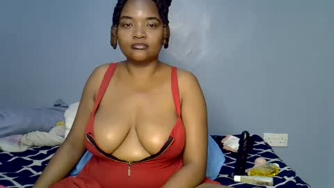 busty kenzi online show from July 24, 1:25 am