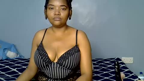 busty kenzi online show from July 30, 1:15 am