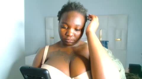 Snapshot of busty_mellons69 chatting on October 8, 2:53 am busty_mellons69 online show from October 8, 2:53 am