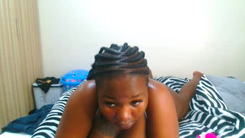 busty_mellons69 online show from May 4, 1:18 pm