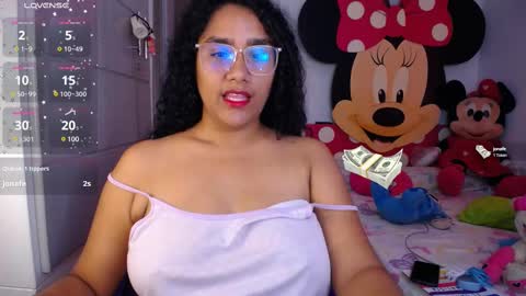 Nahiara online show from February 13, 4:07 pm