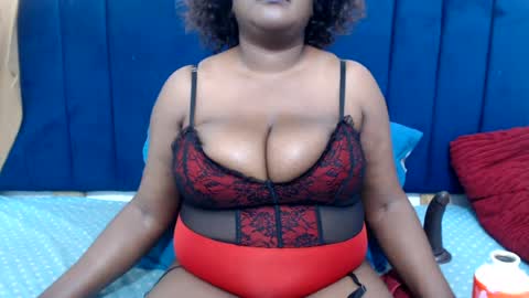 bustychocx online show from August 4, 10:34 pm