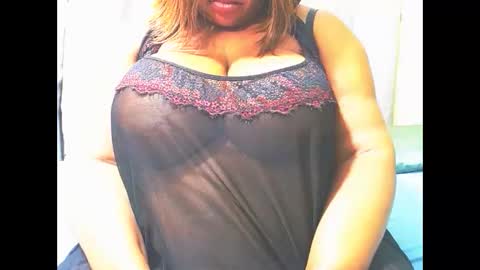 bustymaturestepmum online show from May 6, 6:13 pm