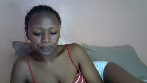 butler_yung online show from June 23, 10:57 am