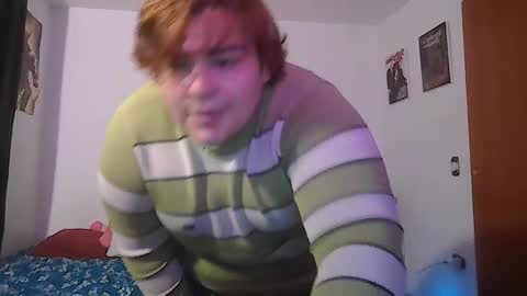 Snapshot of buttercup_milk chatting on January 17, 5:01 am Dylan online show from January 17, 5:01 am