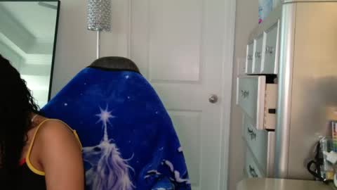 butterfly booty online show from May 20, 4:35 pm