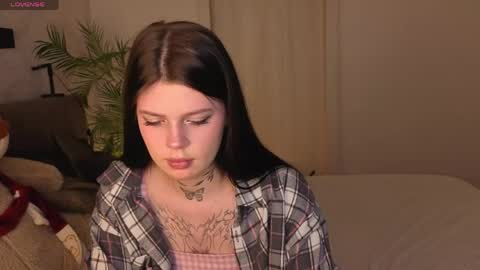 Snapshot of butterflyelina chatting on March 20, 9:19 pm Elina online show from March 20, 9:19 pm