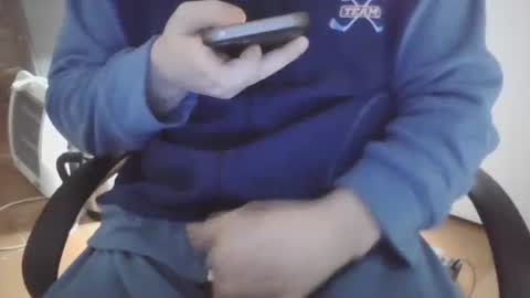 butulus online show from April 1, 10:38 am