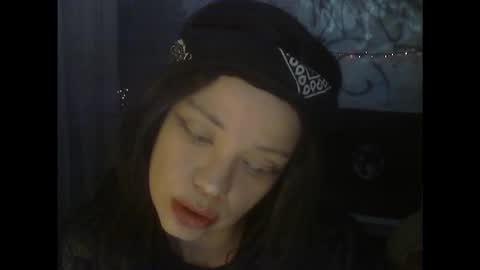 Snapshot of butytoy chatting on January 12, 11:21 pm butytoy online show from January 12, 11:21 pm