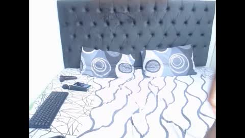 buublybarbie online show from February 15, 1:42 am