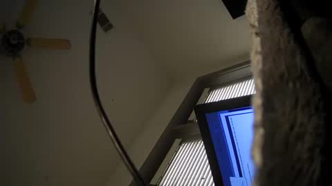 Snapshot of bwchou chatting on February 22, 6:17 pm BWCHOU online show from February 22, 6:17 pm