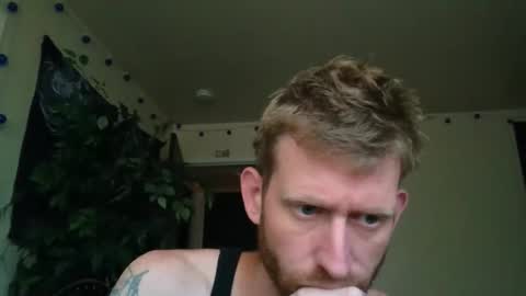 bwcwhiteboy94 online show from April 6, 6:42 pm