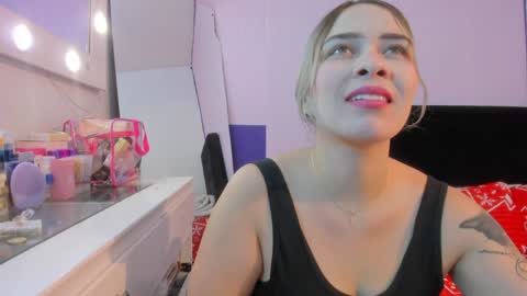 Snapshot of byanca_winklar chatting on December 3, 5:55 pm online show from December 3, 5:55 pm