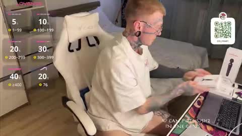 c10h15on online show from February 13, 4:41 am