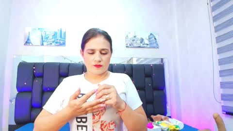 Snapshot of c_fox_ chatting on March 6, 3:02 am Carolina online show from March 6, 3:02 am