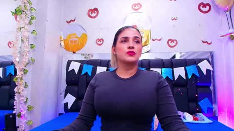 Snapshot of c_fox_ chatting on September 24, 3:10 am Carolina online show from September 24, 3:10 am