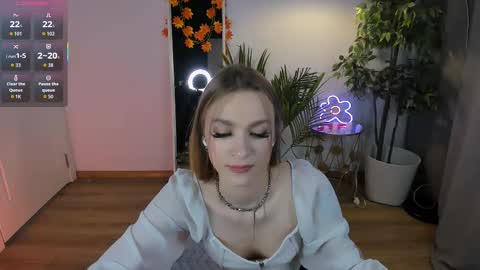 Polly online show from October 24, 9:00 pm