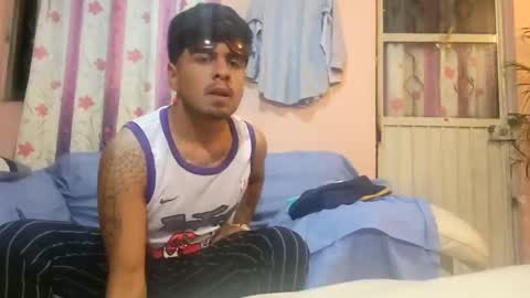 cachondo934933 online show from October 8, 8:34 am