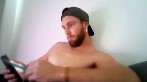 TreeaTz online show from December 6, 1:40 am