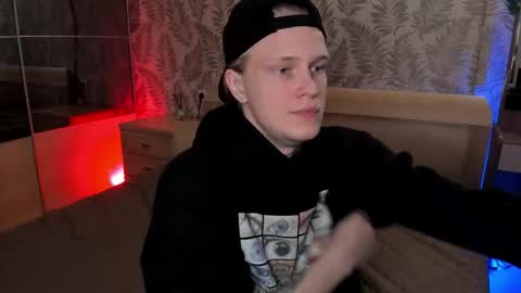 James online show from September 18, 7:05 pm