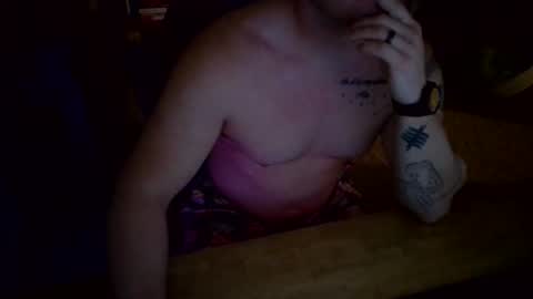 cahtterbatter08 online show from October 13, 5:51 am