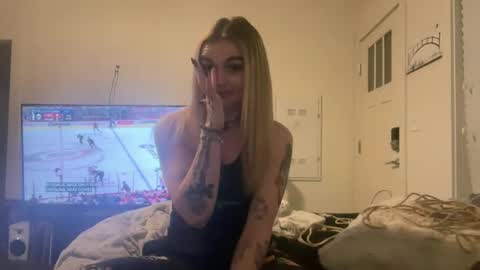 SufferKitty online show from May 22, 1:35 am