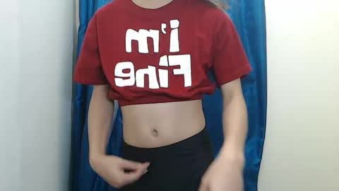 caitessa_bellemoir online show from March 28, 3:22 pm