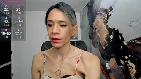Snapshot of caitlyn_jones chatting on December 13, 7:21 pm Caitlyn online show from December 13, 7:21 pm