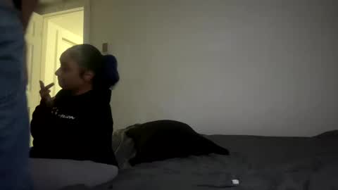 longjohns online show from November 17, 5:13 am