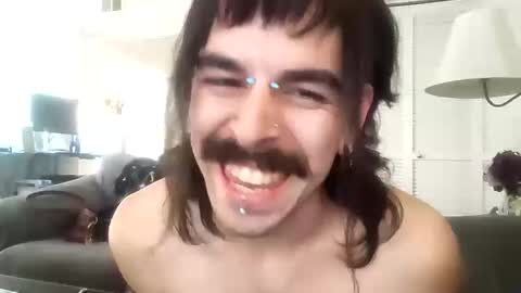 Snapshot of calciferaddams chatting on October 16, 9:49 pm calciferaddams online show from October 16, 9:49 pm