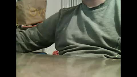 Snapshot of caldoski chatting on November 15, 8:49 pm caldoski online show from November 15, 8:49 pm