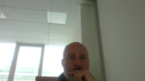 caldoski online show from May 5, 11:40 am