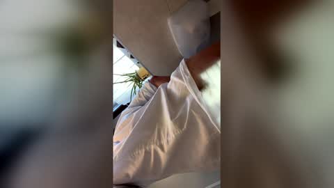 Snapshot of calebhariss02 chatting on April 5, 3:09 pm calebhariss02 online show from April 5, 3:09 pm