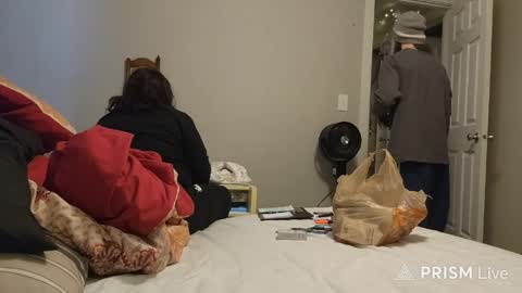 Snapshot of calfredrickson89 chatting on April 5, 4:48 pm freakslikeus online show from April 5, 4:48 pm