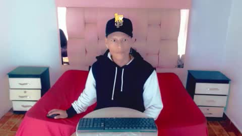 Caliche  online show from February 1, 1:20 pm