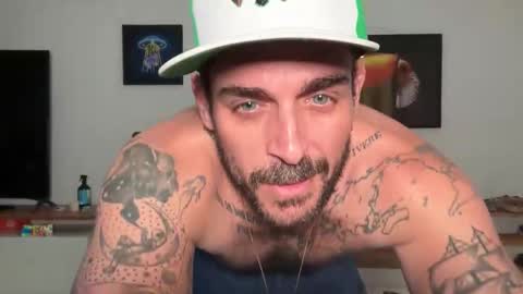 Snapshot of californiabrazilian chatting on March 28, 11:15 pm CaliforniaBrazilian online show from March 28, 11:15 pm