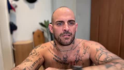 Snapshot of californiabrazilian chatting on April 3, 9:13 pm CaliforniaBrazilian online show from April 3, 9:13 pm