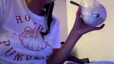 Snapshot of calishop1 chatting on October 12, 2:54 am calishop1 online show from October 12, 2:54 am