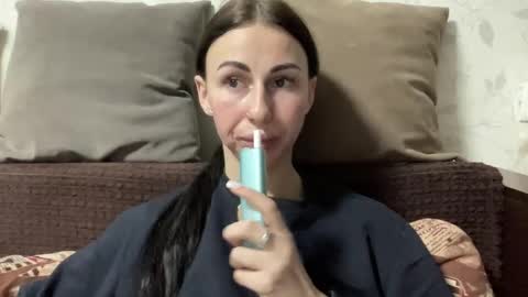 Anna online show from February 9, 8:13 pm