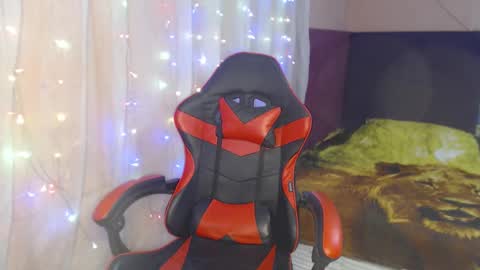 Snapshot of call_me_shaya chatting on February 14, 4:26 pm Shaya online show from February 14, 4:26 pm