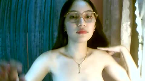 Snapshot of calla_freya chatting on October 24, 7:16 am Freya online show from October 24, 7:16 am
