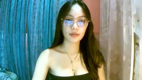 Snapshot of calla_freya chatting on October 28, 8:29 am Freya online show from October 28, 8:29 am