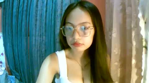 Snapshot of calla_freya chatting on November 1, 5:53 am Freya online show from November 1, 5:53 am