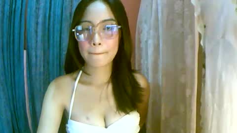 Snapshot of calla_freya chatting on March 24, 7:46 am Freya online show from March 24, 7:46 am