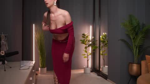 Missy online show from April 29, 7:42 pm